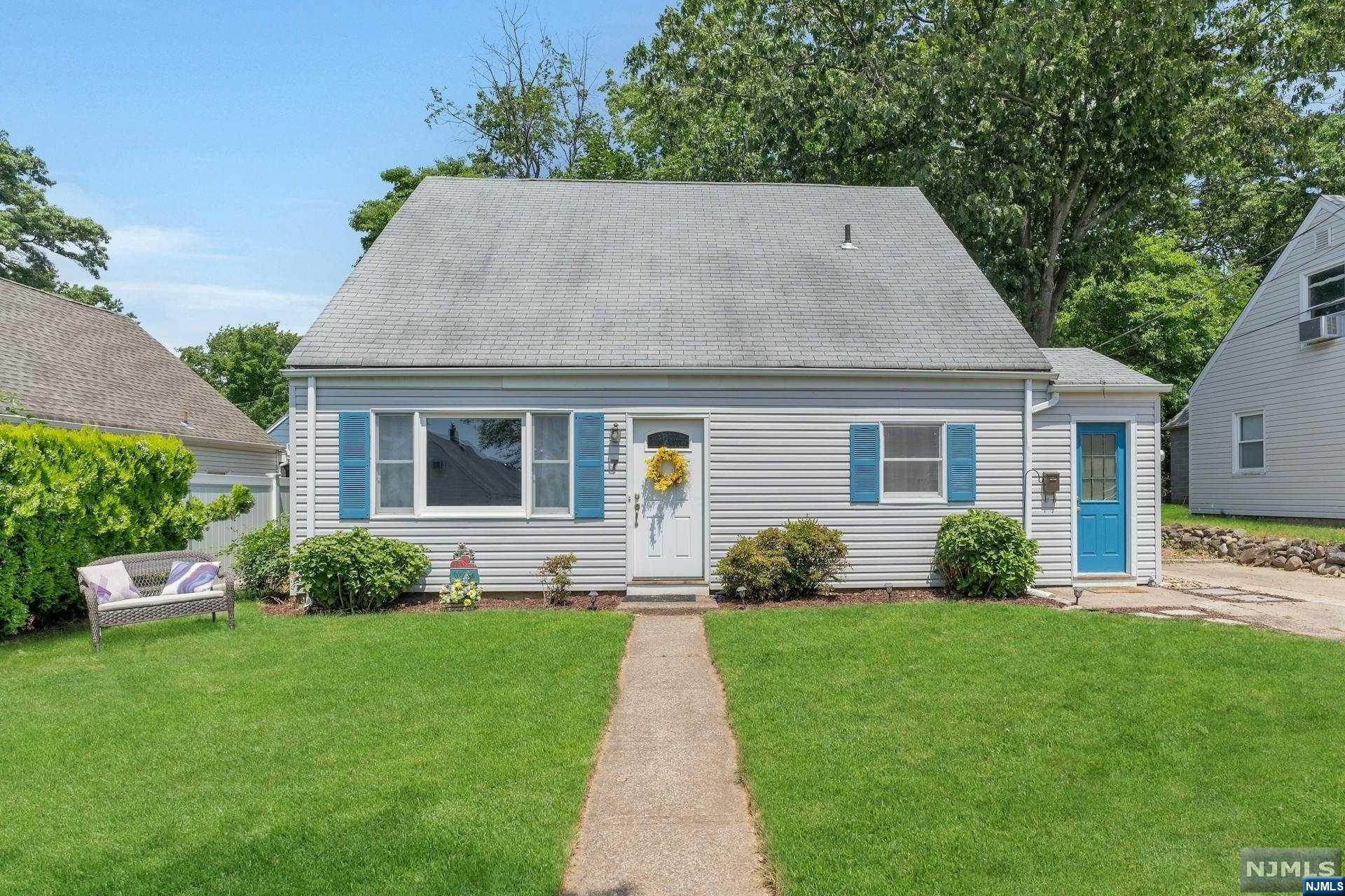 7 Cathy Avenue