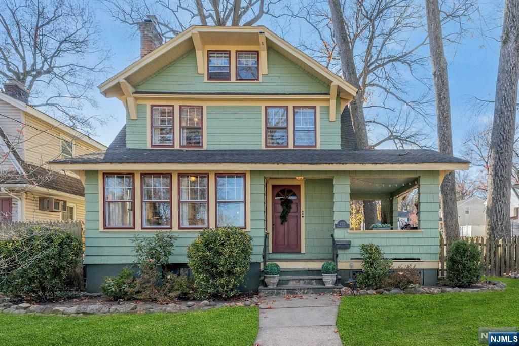 255 Poplar Avenue