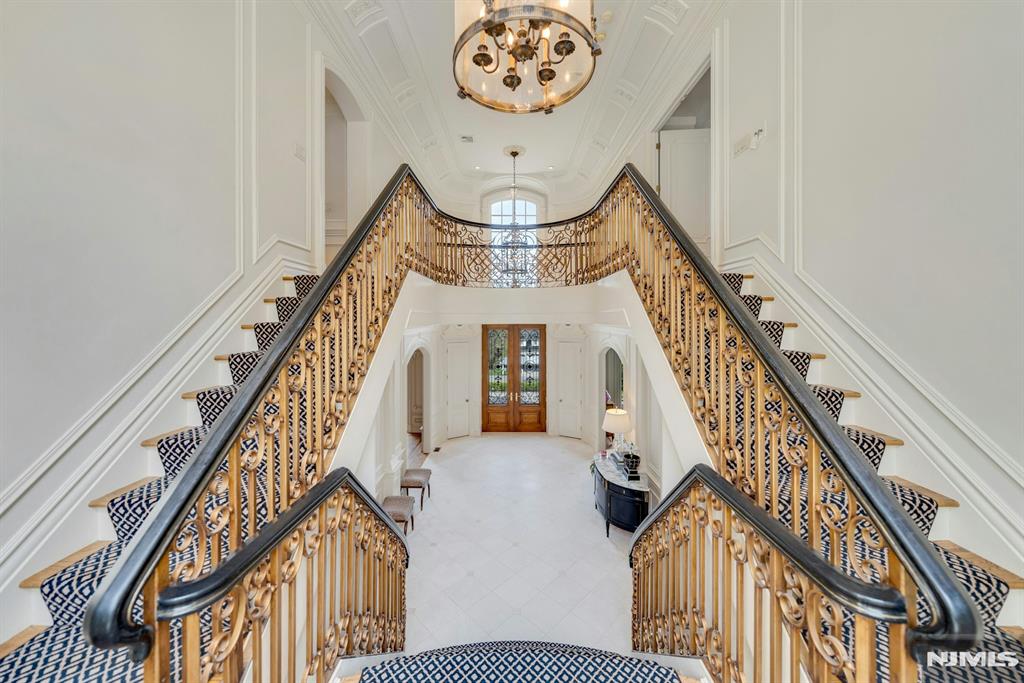 501 Timberline Drive