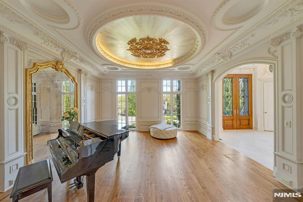 501 Timberline Drive