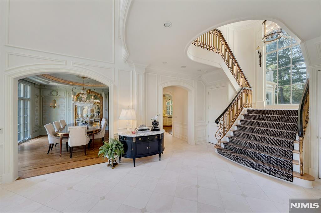 501 Timberline Drive