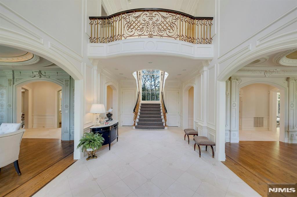501 Timberline Drive