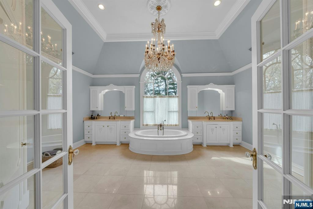 501 Timberline Drive