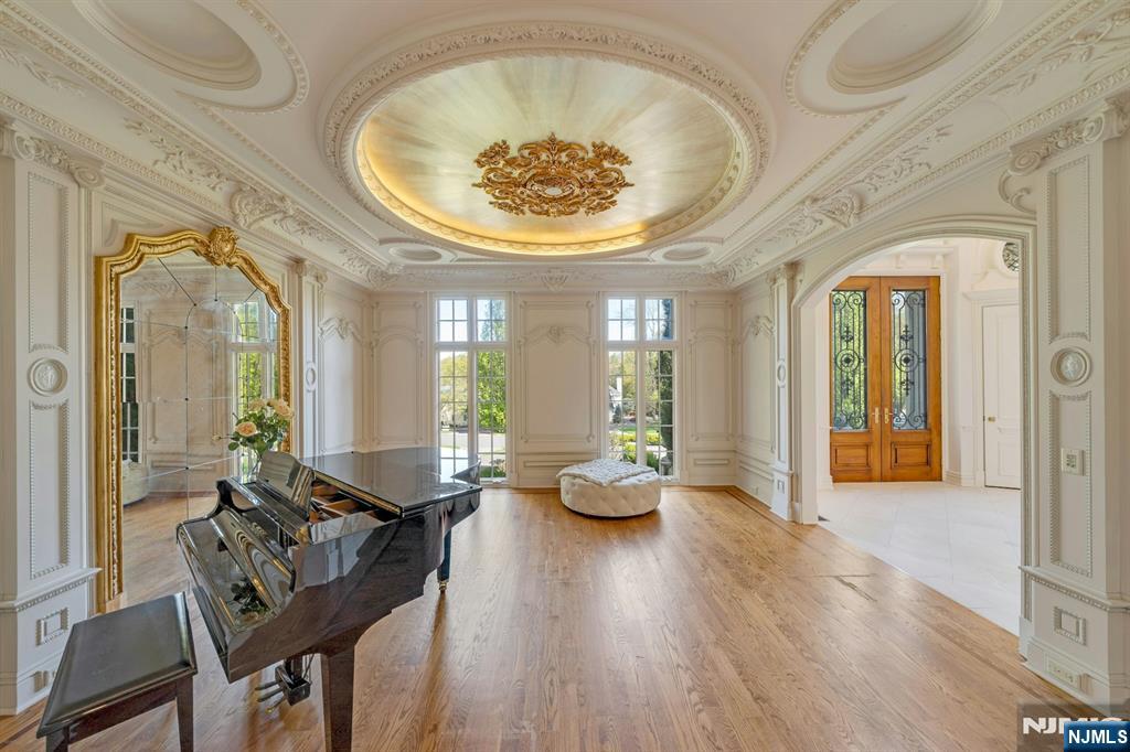 501 Timberline Drive