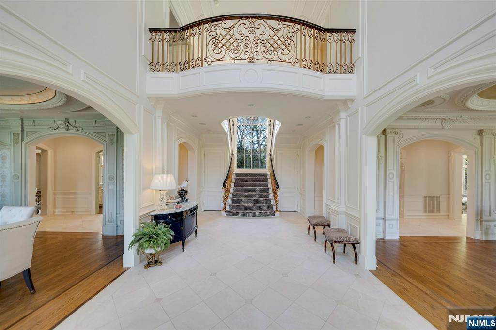 501 Timberline Drive