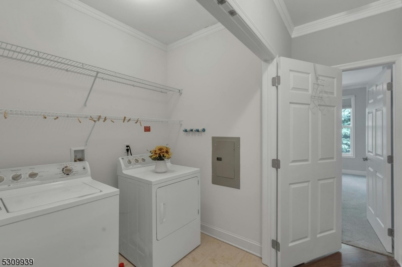 3310 Pierce Ln 310