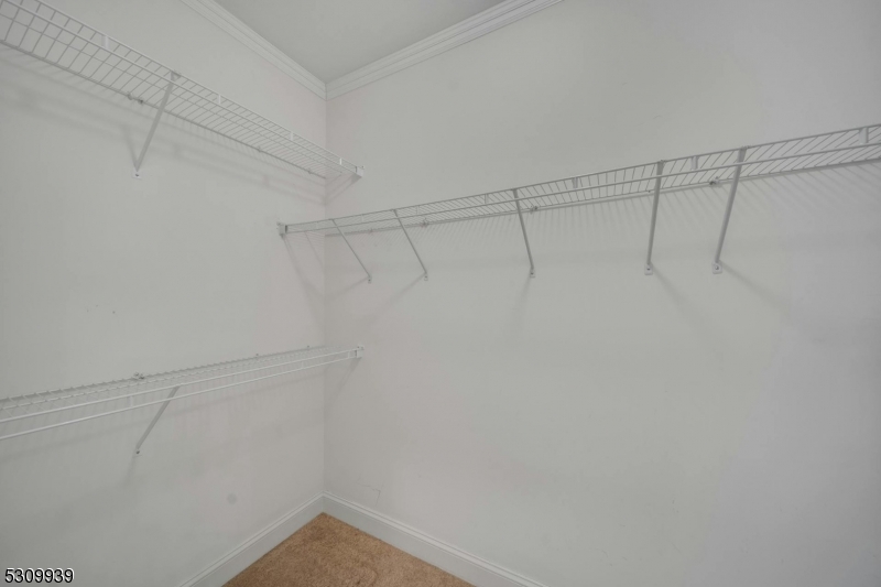 3310 Pierce Ln 310