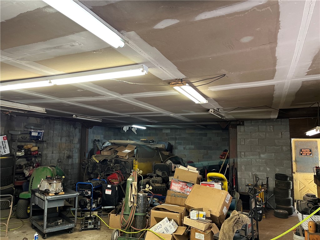 940 Burnt Tanyard Road