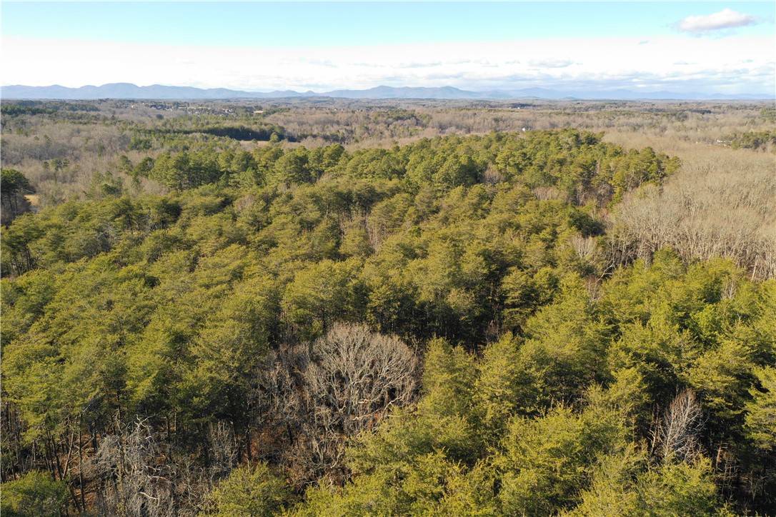 00 Hickory Nut Drive