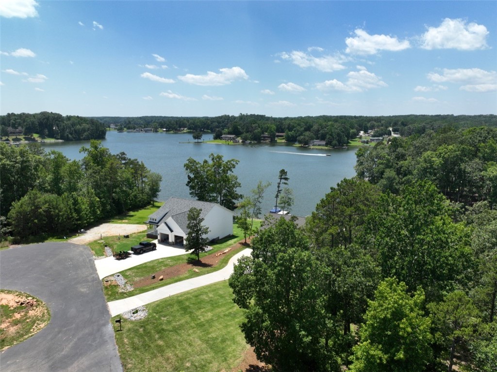 34 Creekpoint Drive