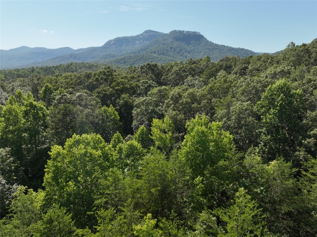 00 Country Creek Drive