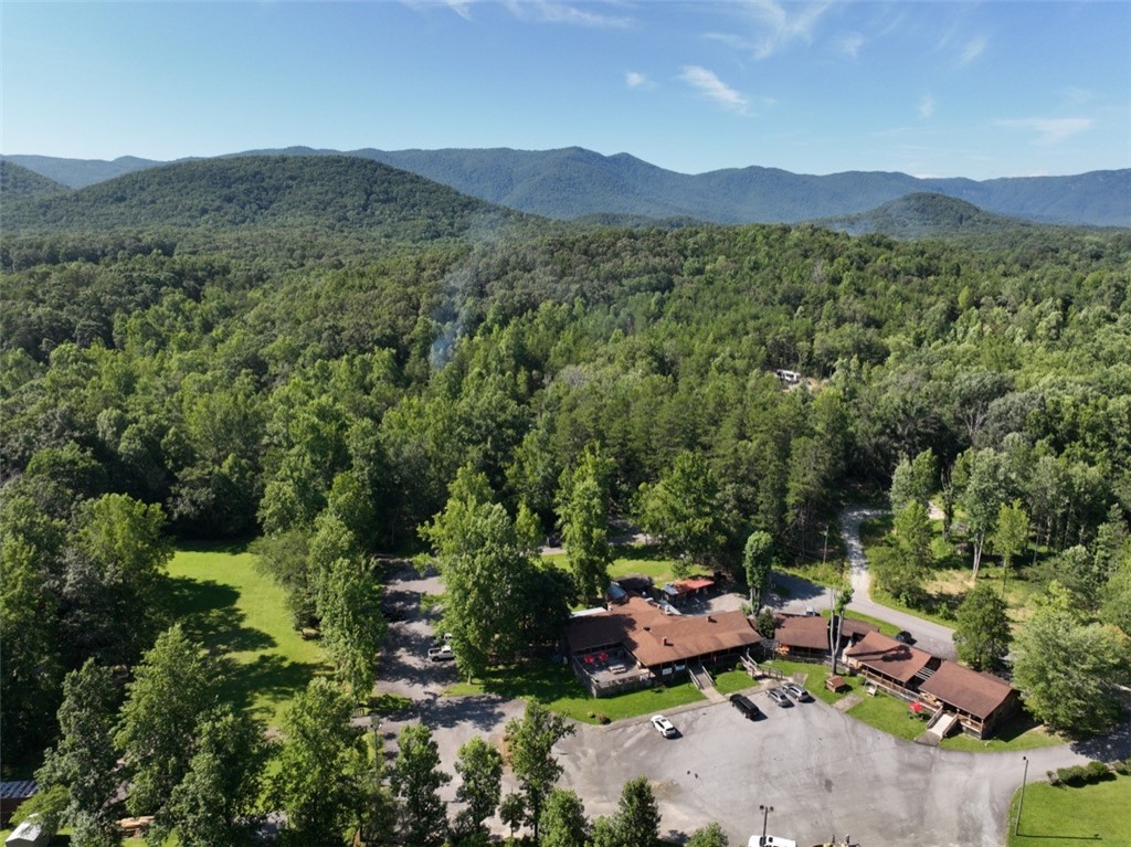 00 Country Creek Drive