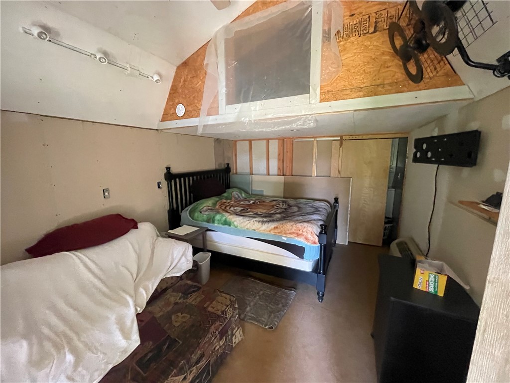 1018 Charlies Creek Road