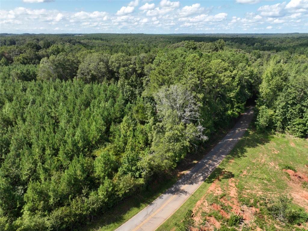 00 Wilton E Hall Road