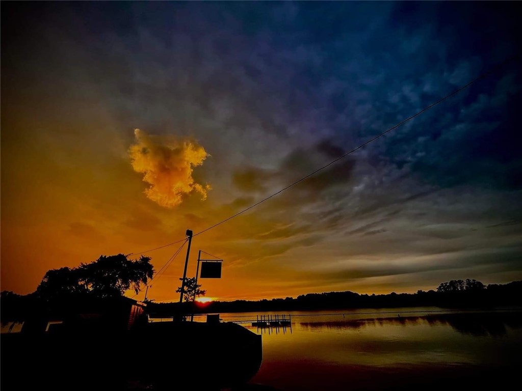 1147 Jets Landing Road