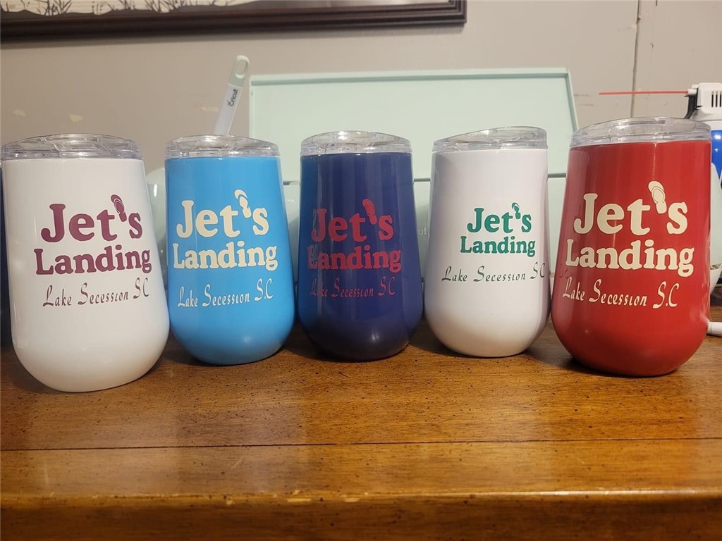 1147 Jets Landing Road