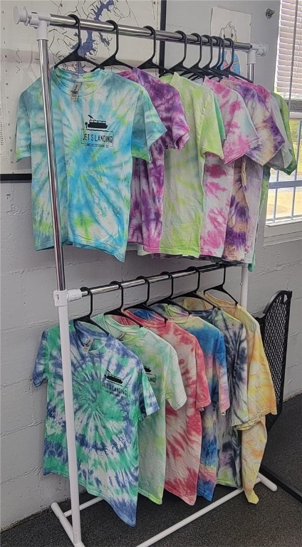 1147 Jets Landing Road