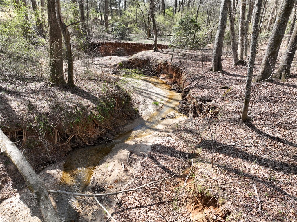 212 Lancashire Drive