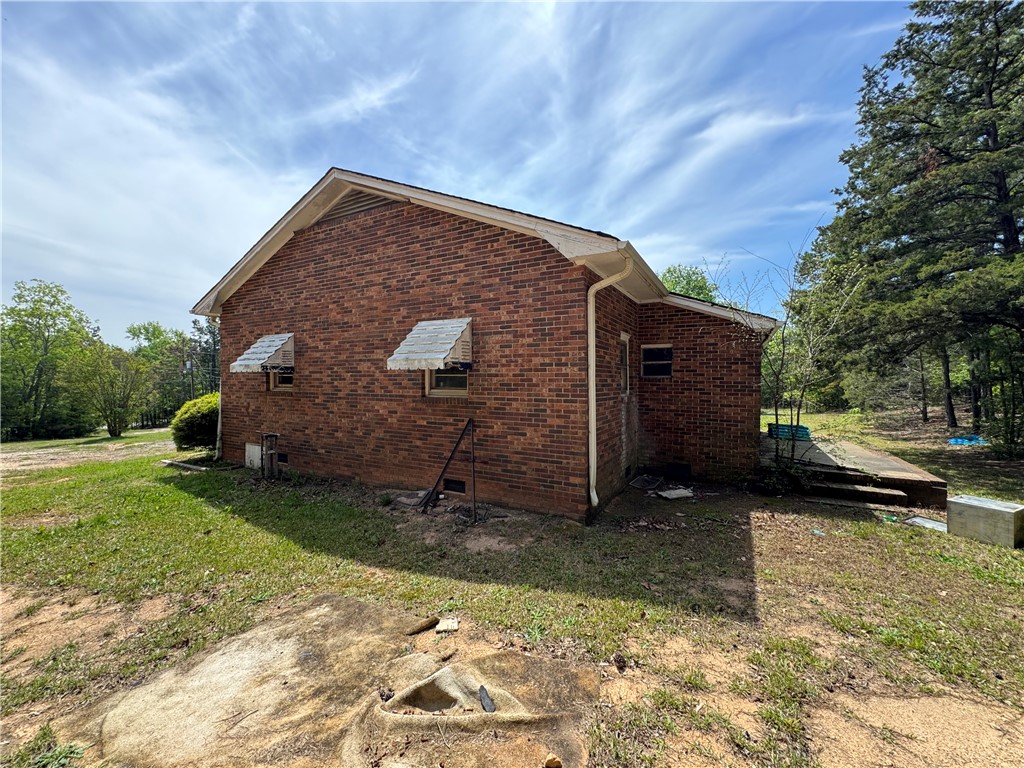 13352 Highway 76