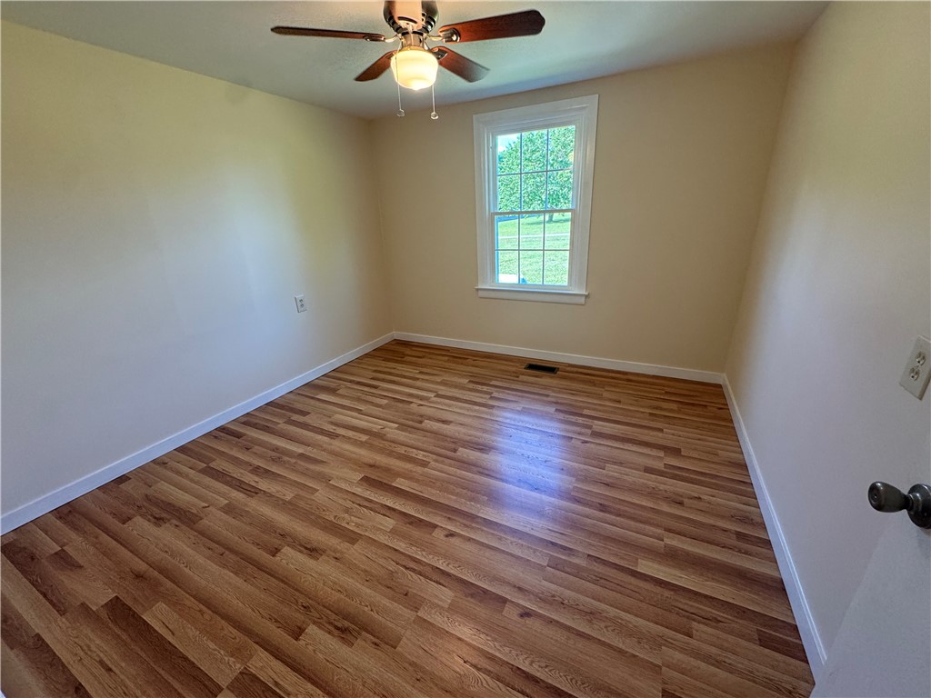 566 W Pine Grove Road