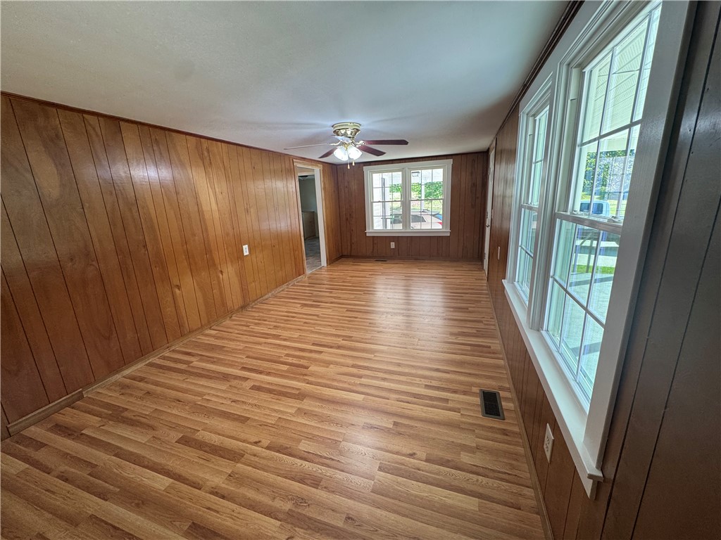 566 W Pine Grove Road