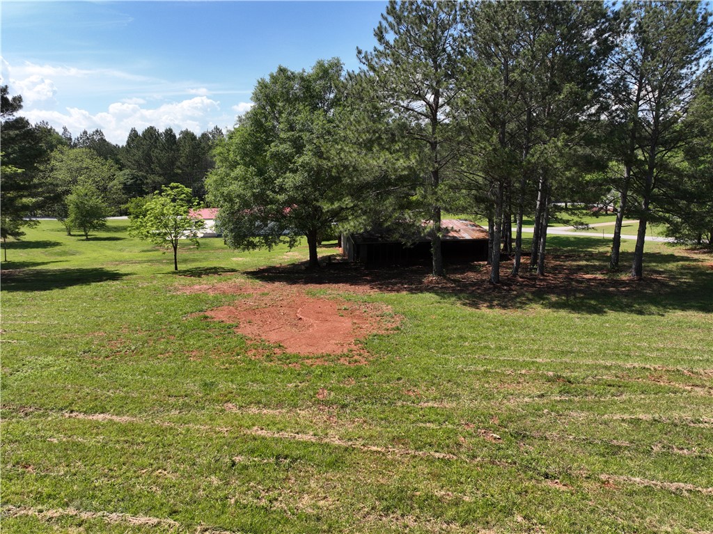 566 W Pine Grove Road