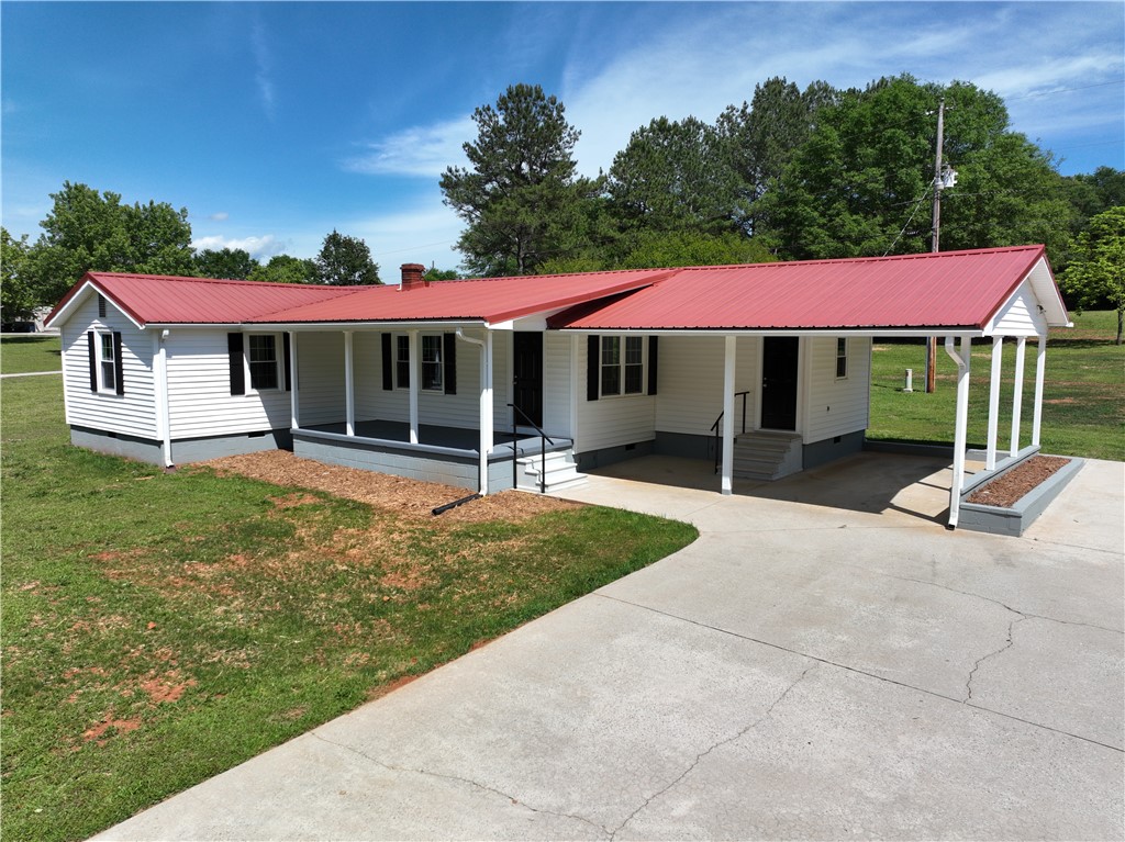 566 W Pine Grove Road