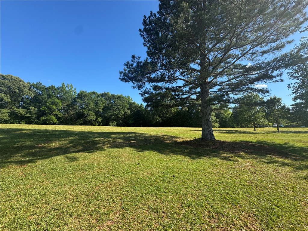 566 W Pine Grove Road