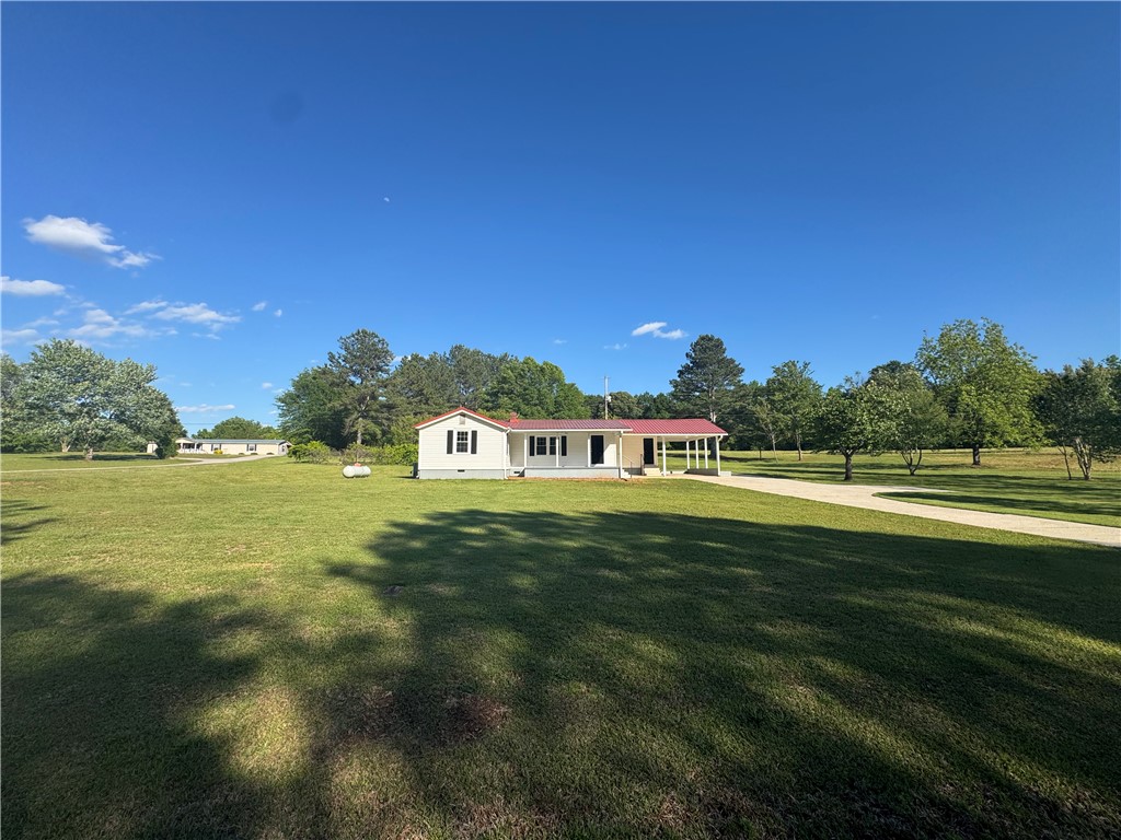 566 W Pine Grove Road