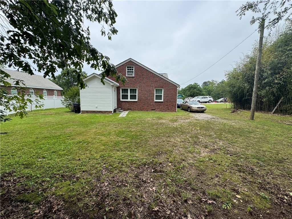 422 E Savannah Street