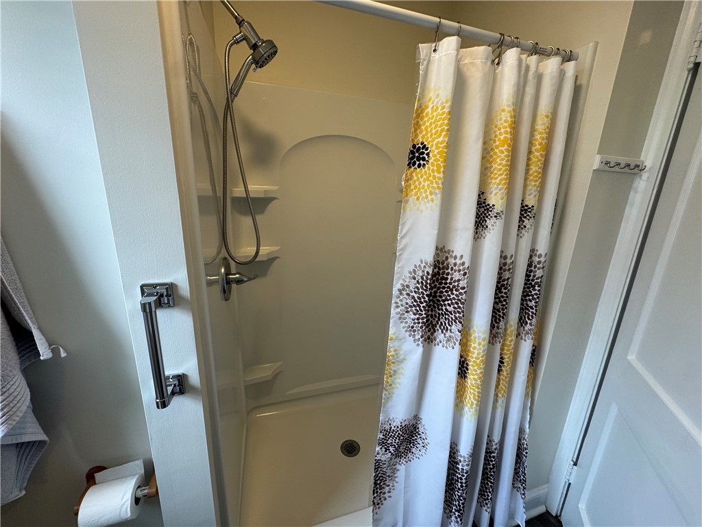 422 E Savannah Street