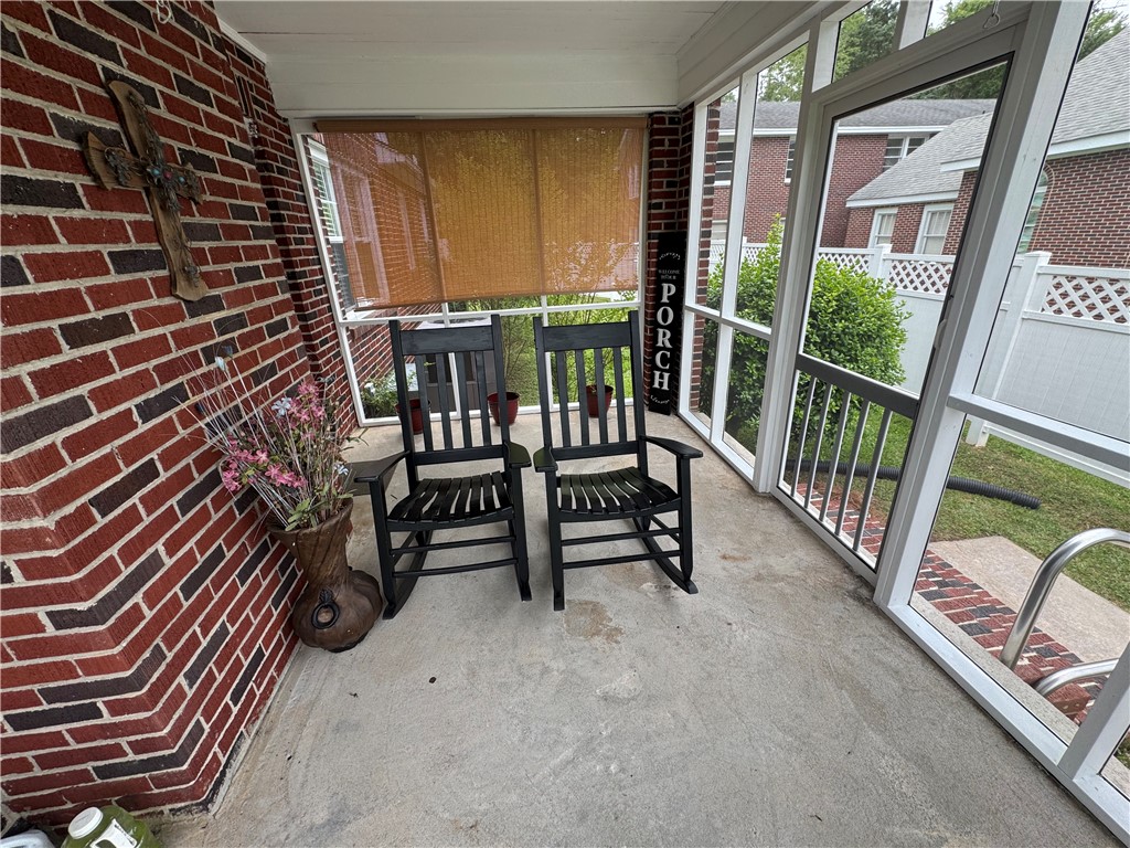 422 E Savannah Street