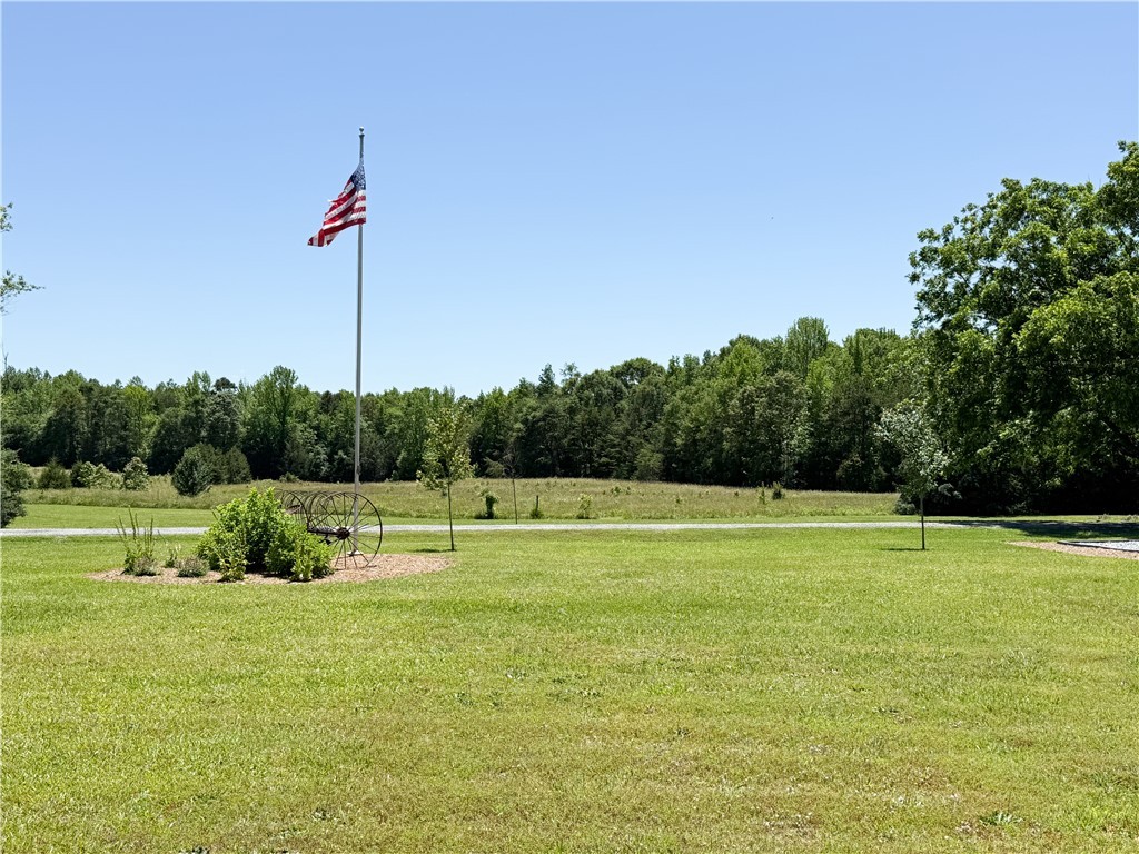 6050 Cross Anchor Road