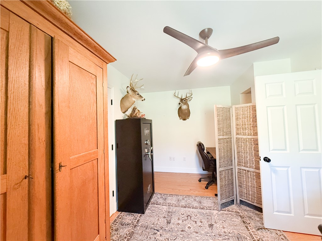 6050 Cross Anchor Road