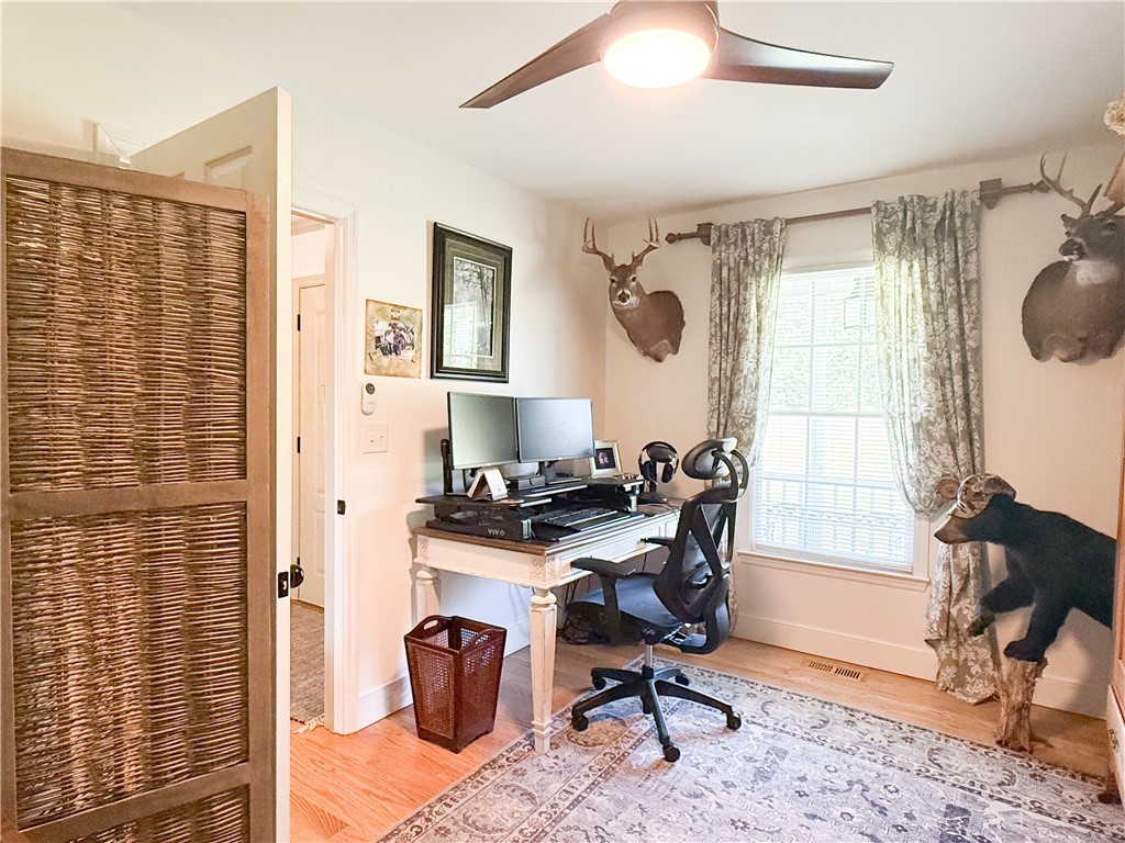 6050 Cross Anchor Road