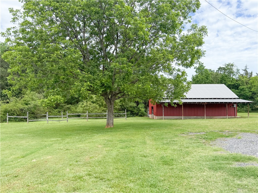 6050 Cross Anchor Road