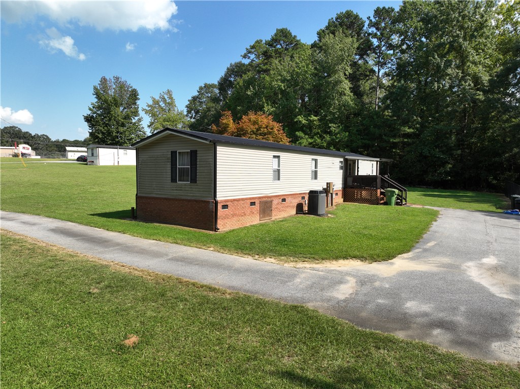 1425 Amity Road