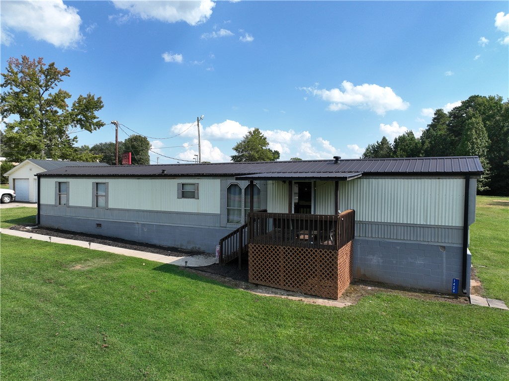 1425 Amity Road