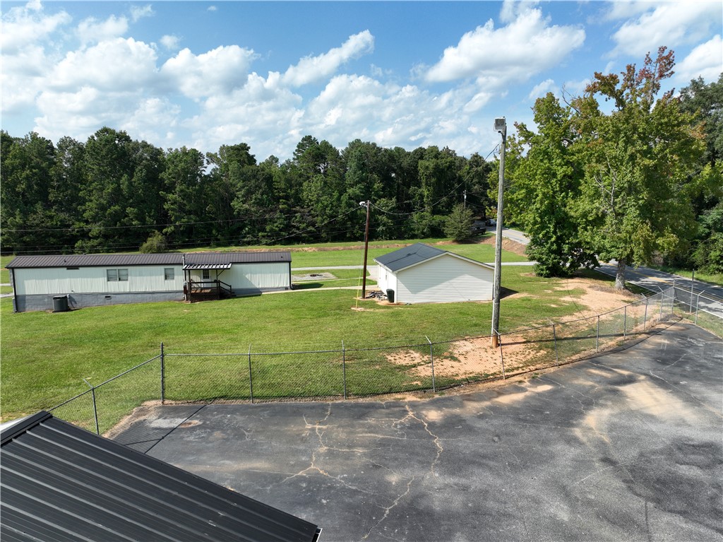 1425 Amity Road