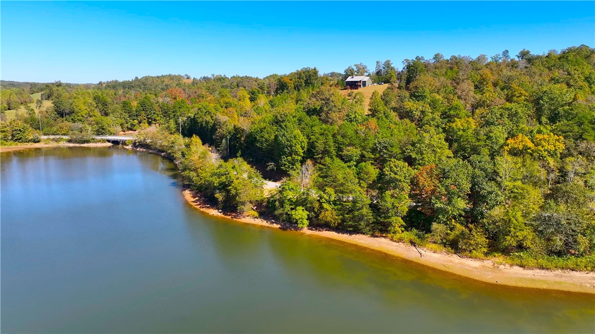 284 River Road