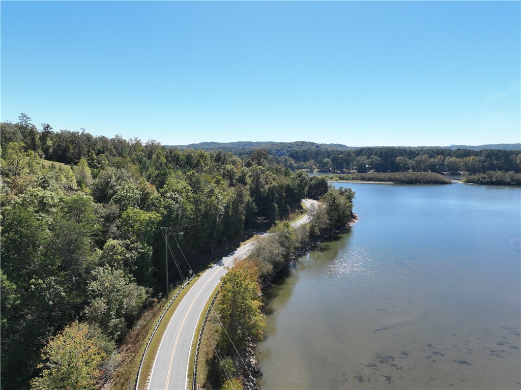 284 River Road