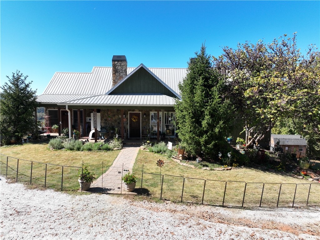 284 River Road