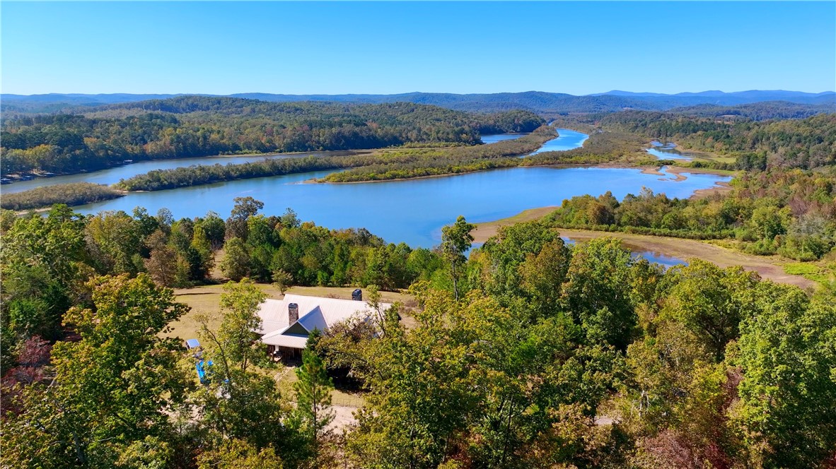 284 River Road