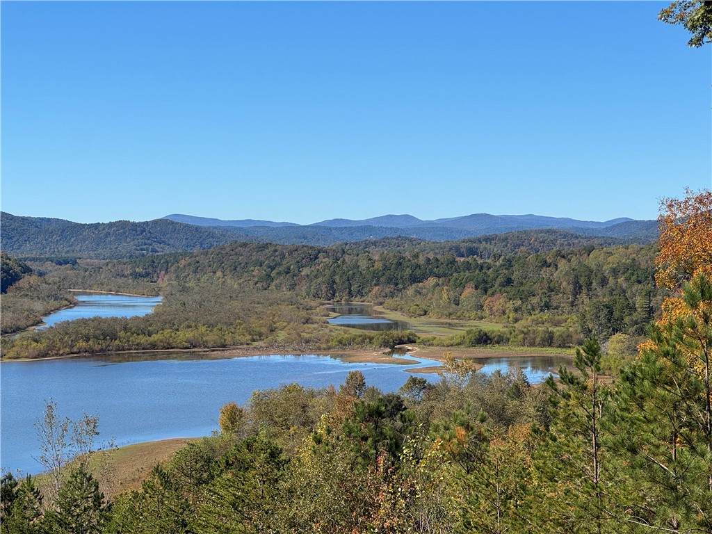 284 River Road