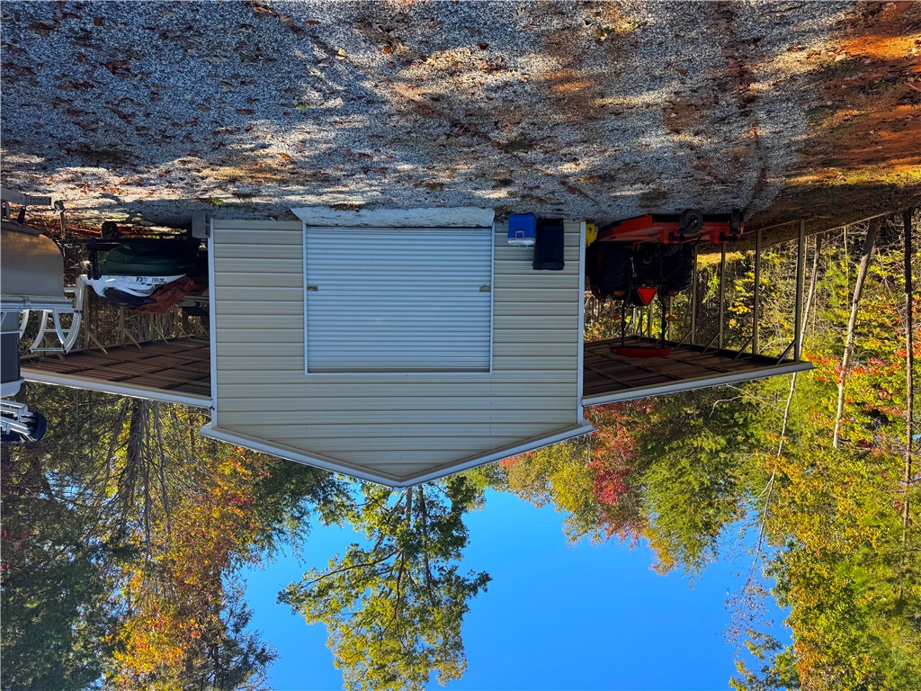 284 River Road