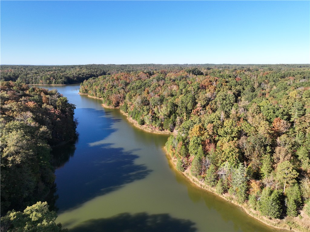 4 Horseshoe Point Drive