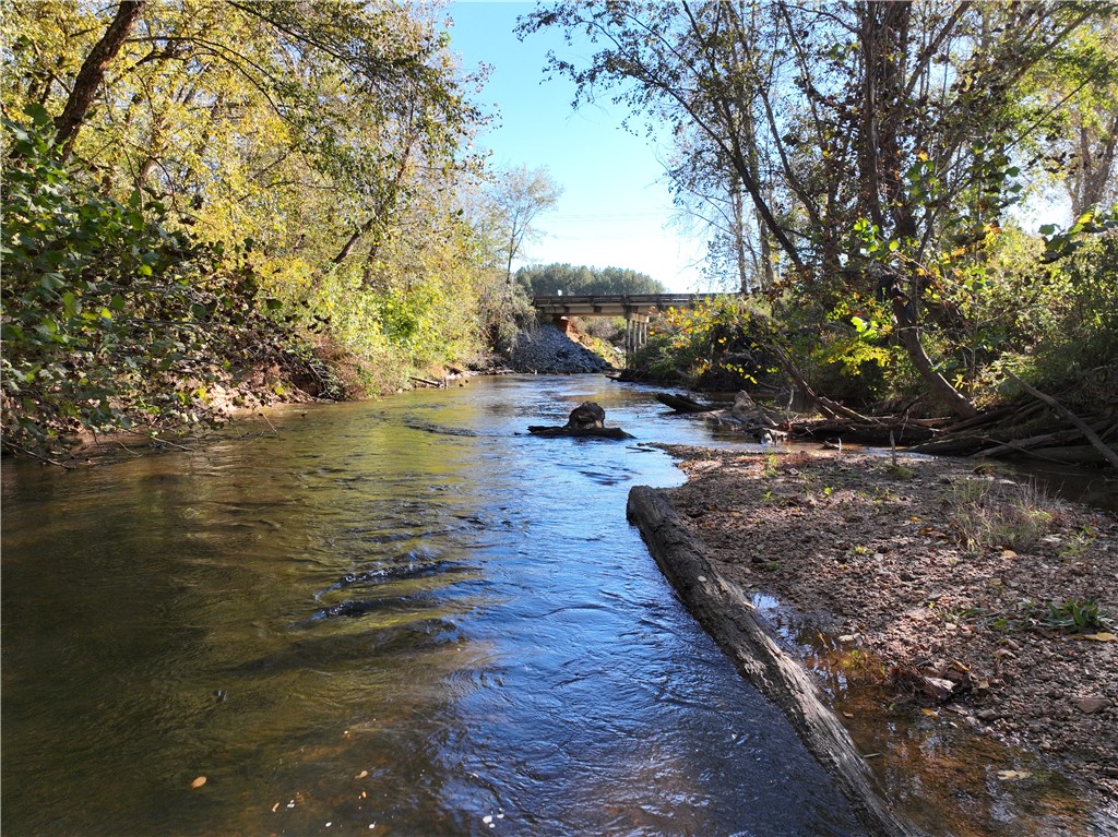 100 Table Rock Road