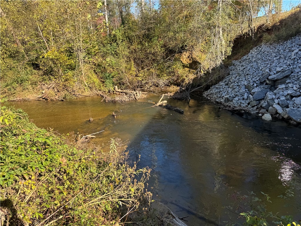 43 Joe Burton Rd Road