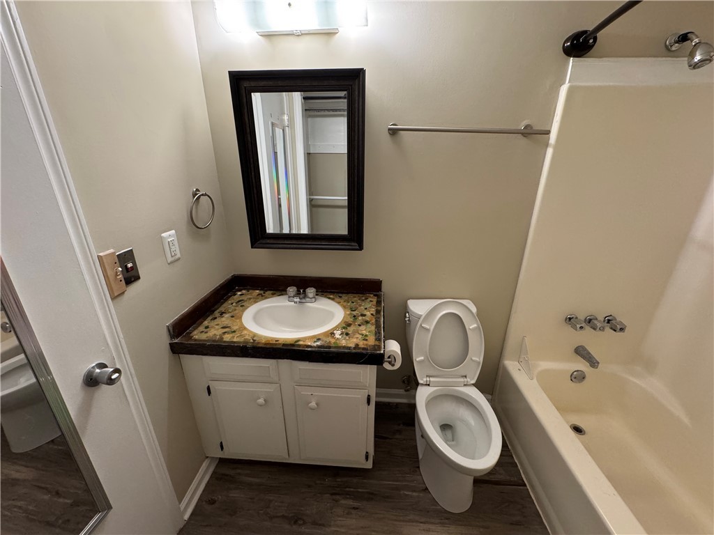 125 Maple Street 101