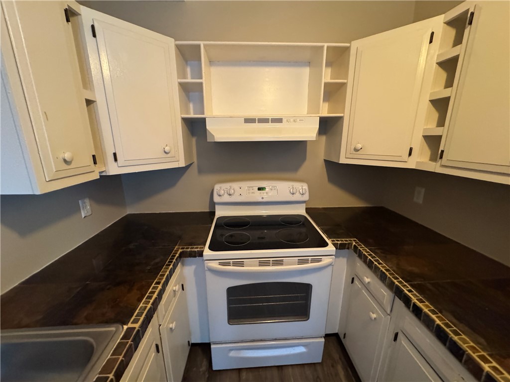 125 Maple Street 101